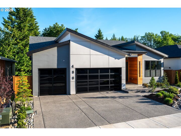 Property Photo: 480 W U St WA 98671