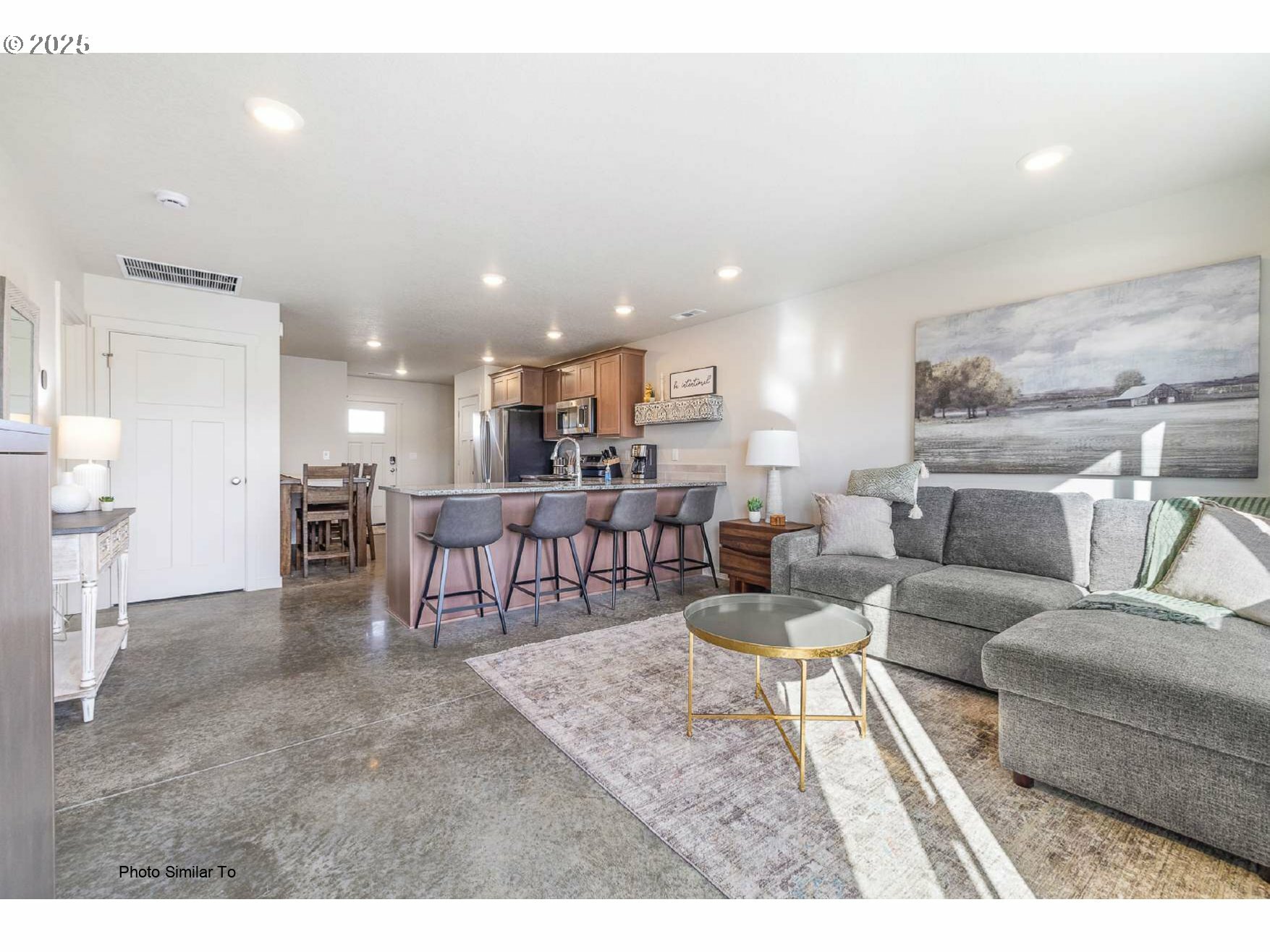Property Photo: 967 NE 11th St OR 97838