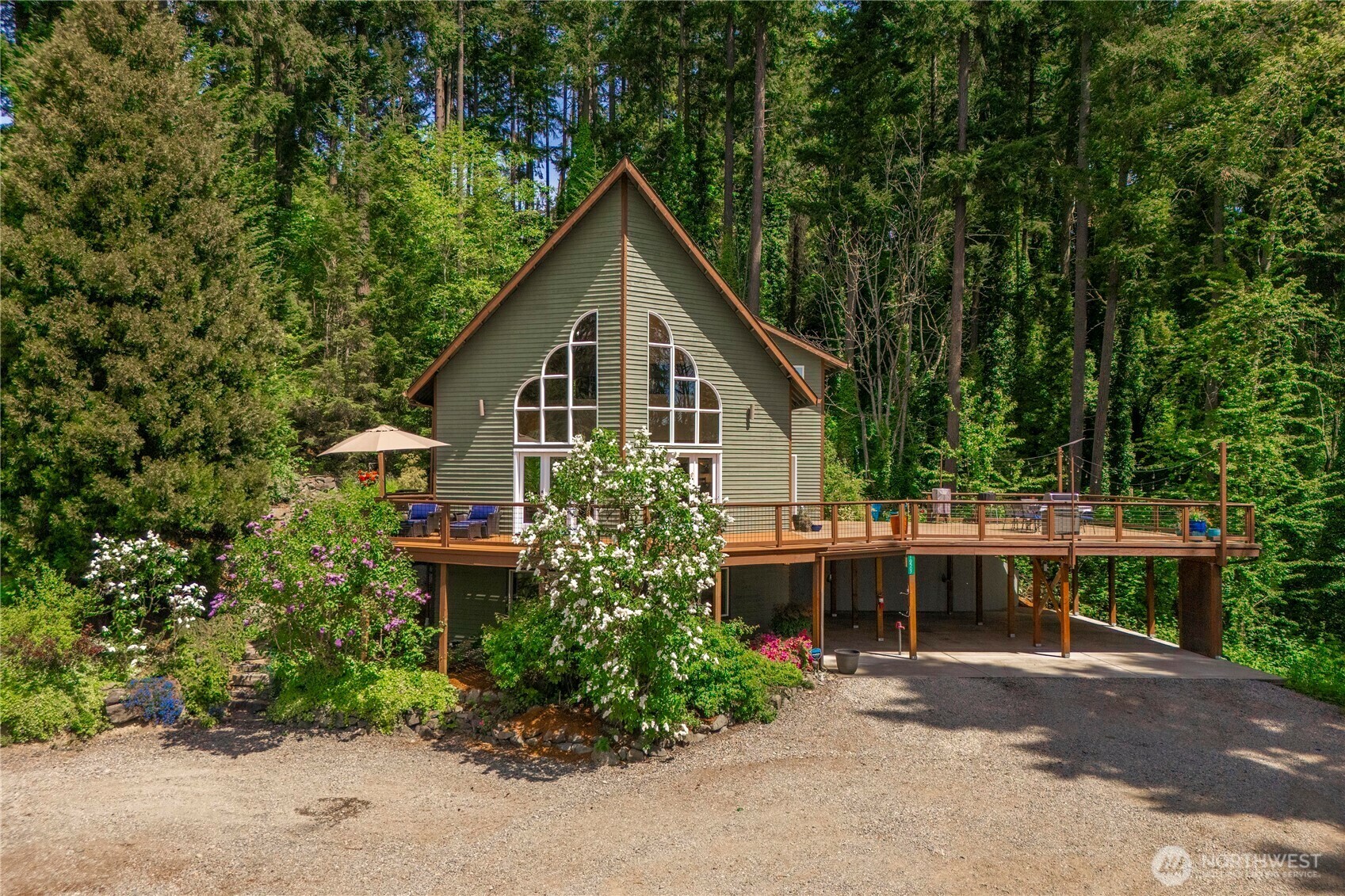 Property Photo: 10507 48th Street E WA 98372