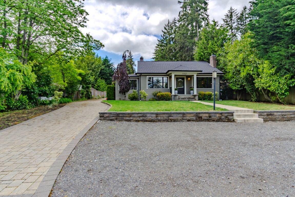 Property Photo: 11027 23rd Avenue NE WA 98125