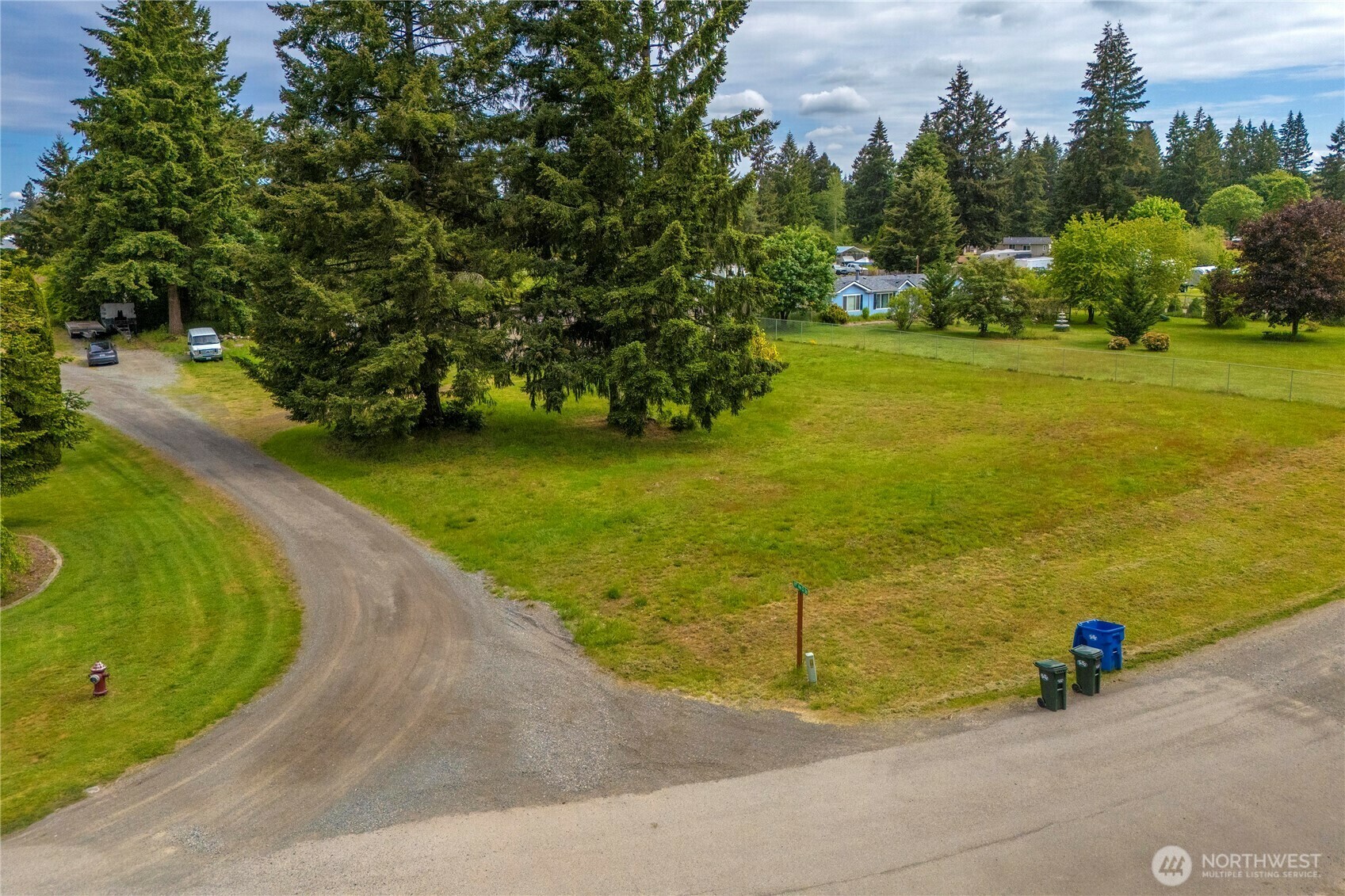 Property Photo: 35521 91st Avenue Ct S WA 98558