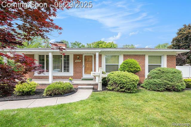 6439 Rockdale Court  Dearborn Heights MI 48127 photo