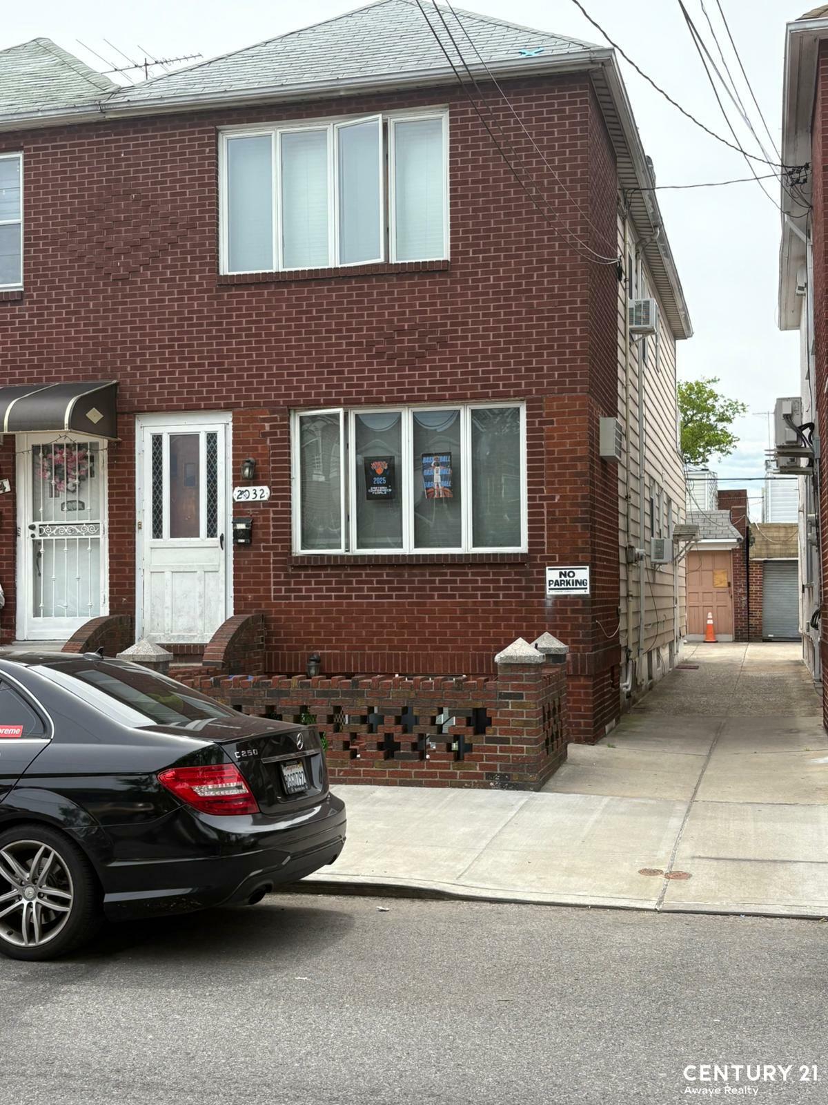 Property Photo: 2032 W 4th Street NY 11223