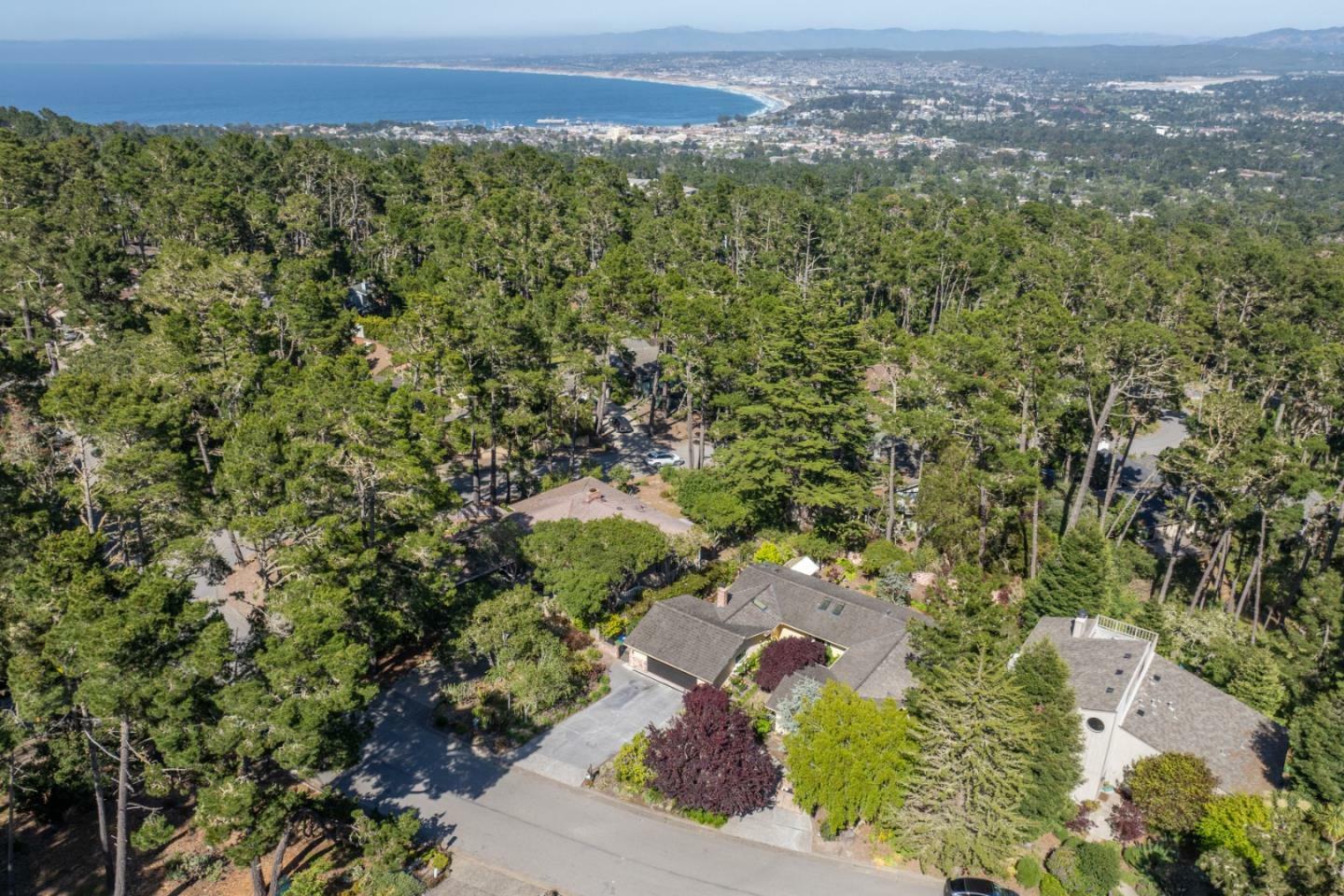 Property Photo: 5 Wyndemere Vale CA 93940