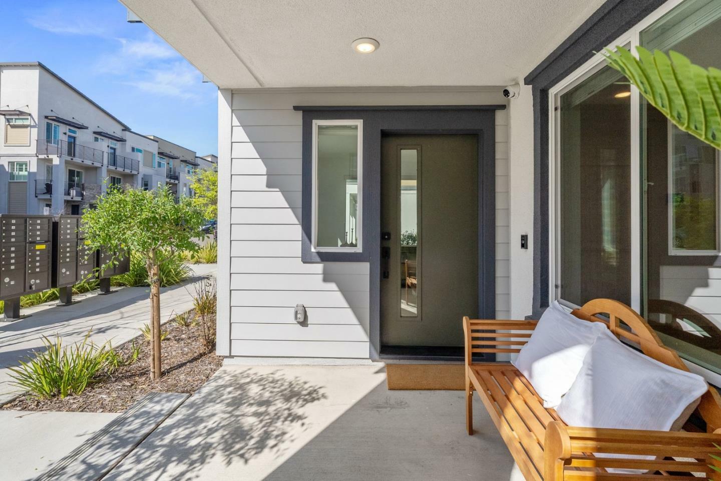 Property Photo: 2815 Crusader CA 94501