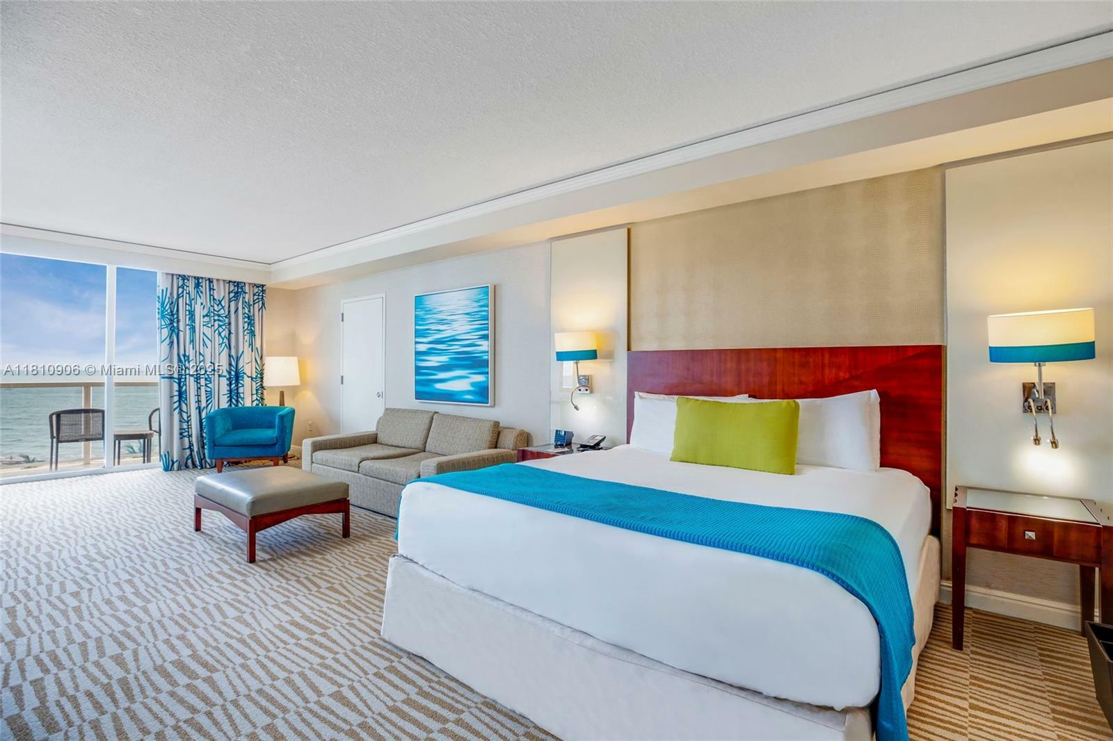 Property Photo: 18001 Collins Ave 507 FL 33160