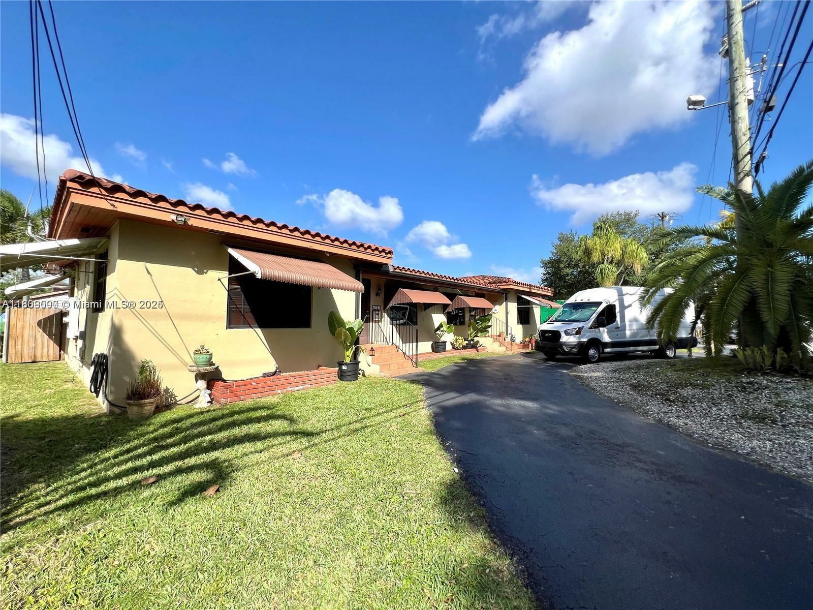 Property Photo: 5727 SW 22nd St 5727 FL 33155