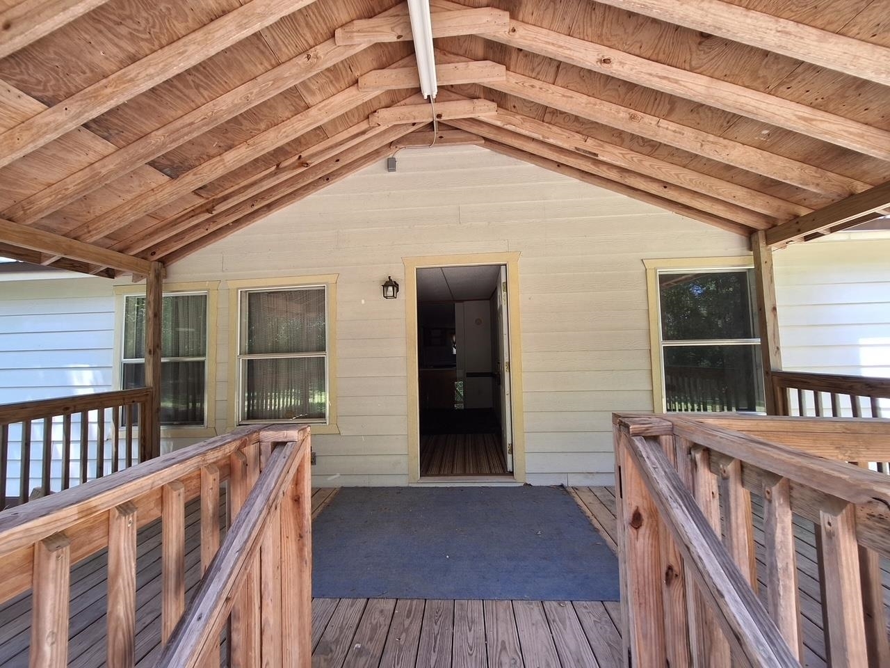 Property Photo: 425 Fm 1632 TX 75979