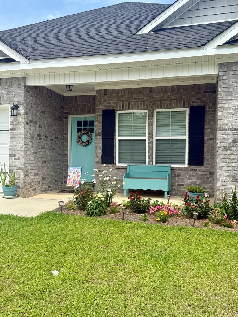 Property Photo: 106 Sandpiper Ln AL 36301