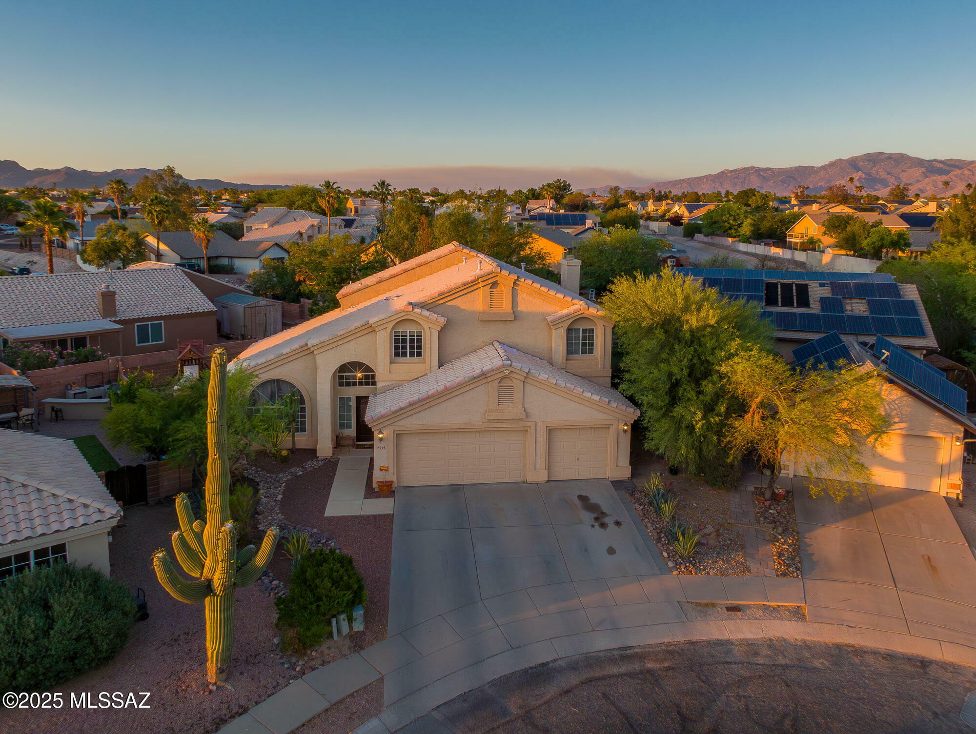 Property Photo: 8944 N Hartman Lane AZ 85742