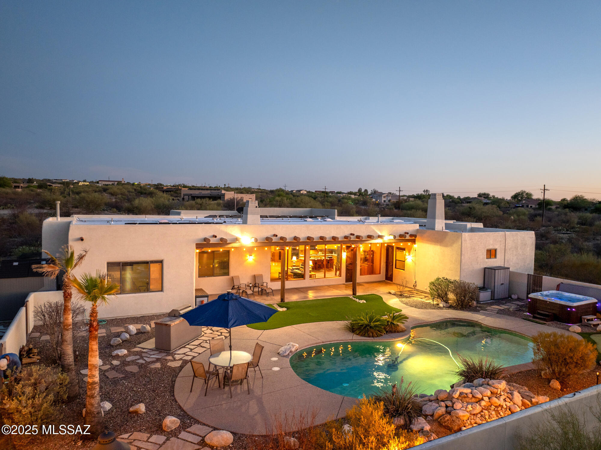 Property Photo: 890 N Tanque Verde Loop Road AZ 85748