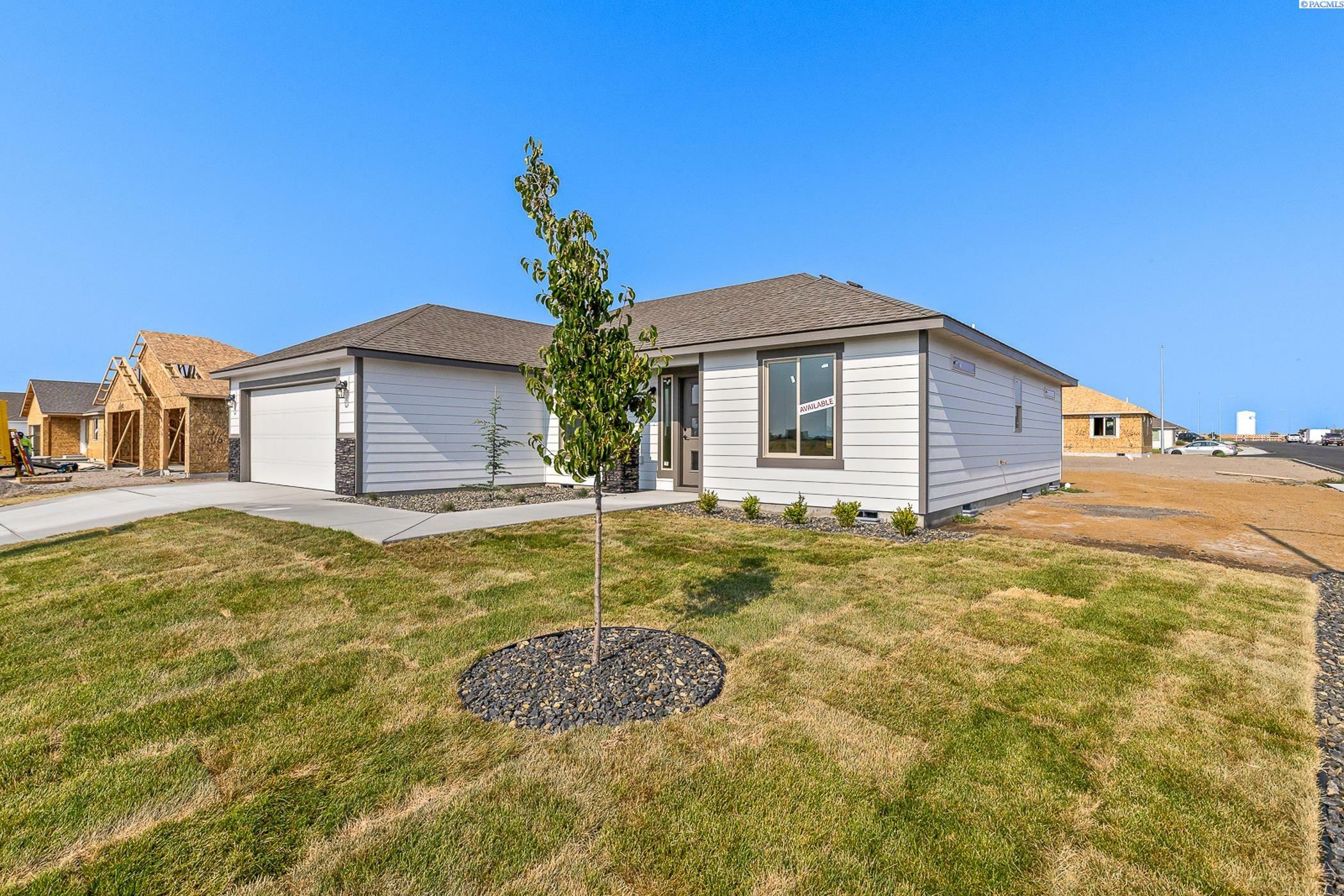 Property Photo:  6801 Road 108  WA 99301 