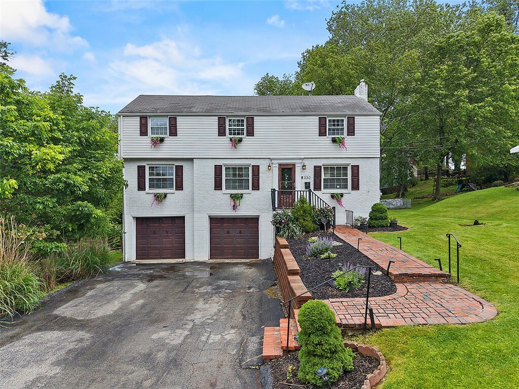 Property Photo: 330 Earlwood Rd PA 15235