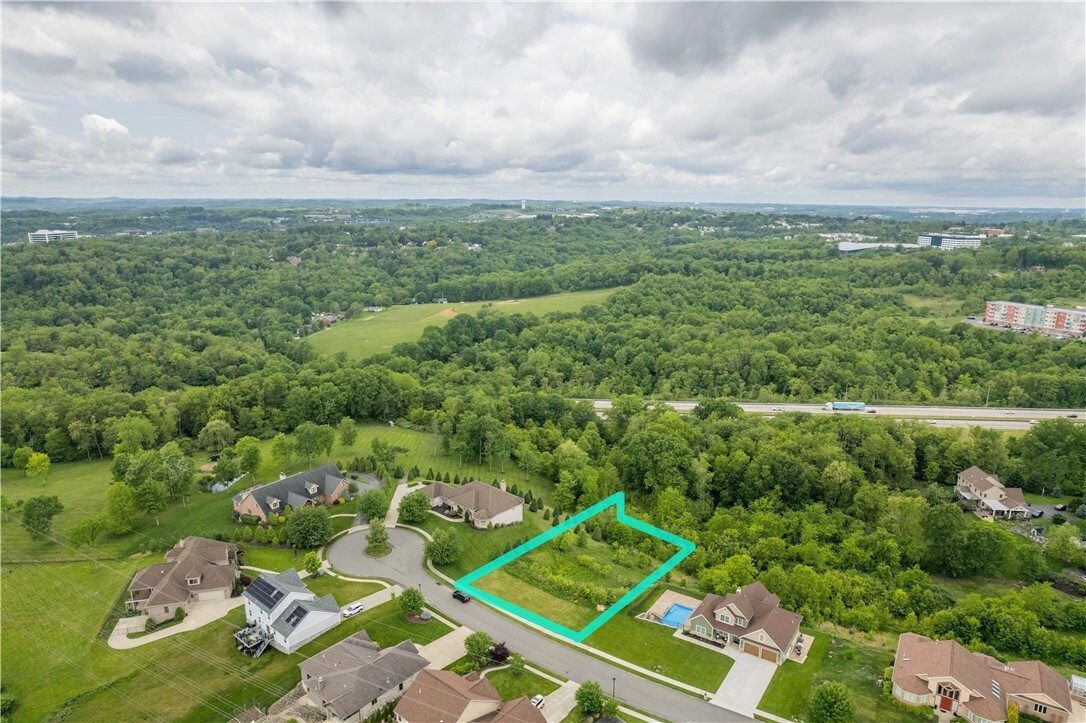 Property Photo: 216 Tudor Lane PA 15205