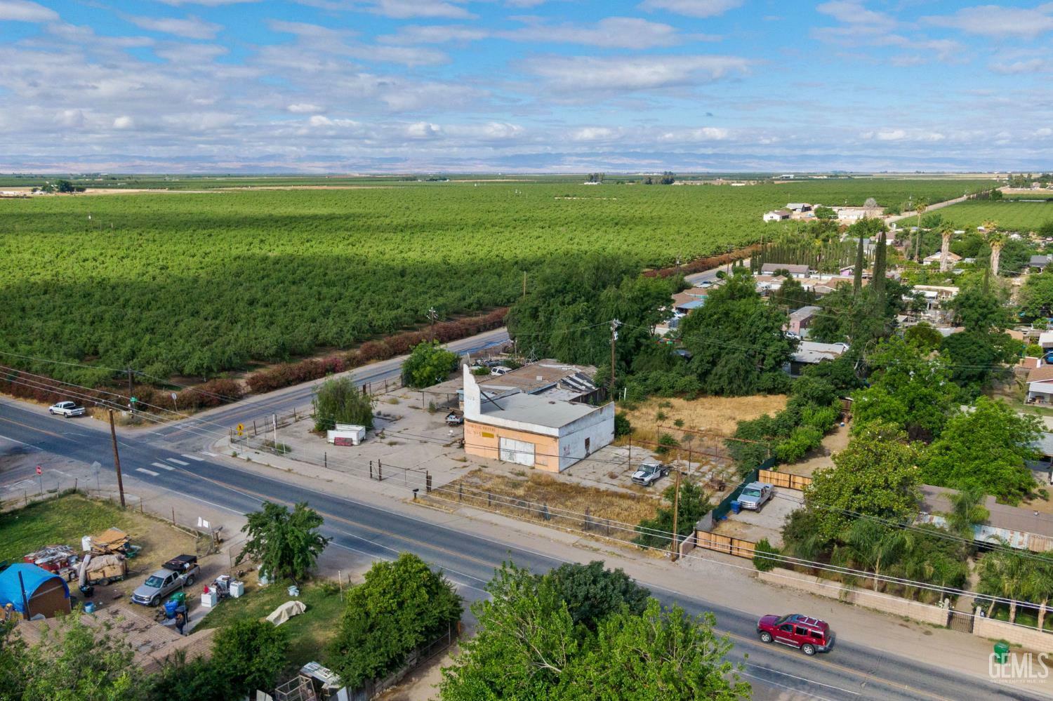 Property Photo:  18499 Shafter Avenue  CA 93263 