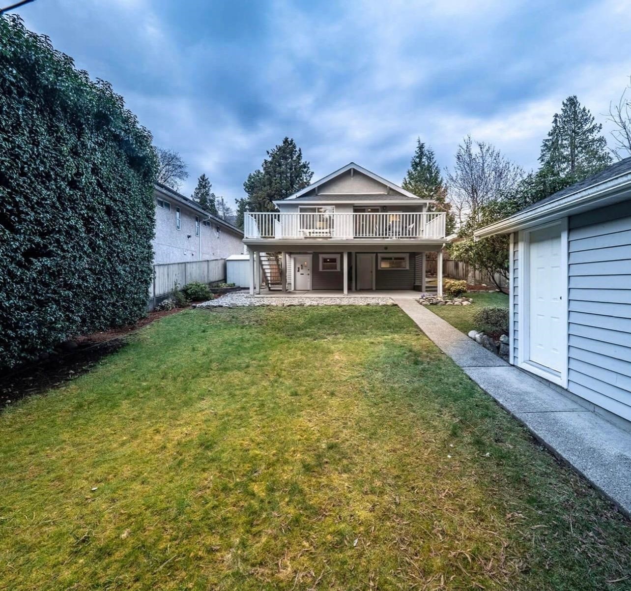 1472 Fulton Avenue  West Vancouver BC V7T 1P1 photo