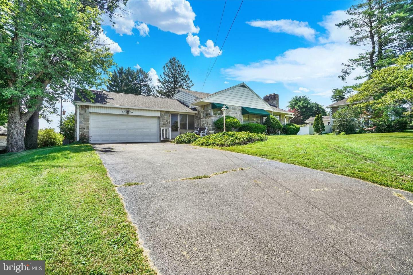 Property Photo: 2580 York Haven Road PA 17345