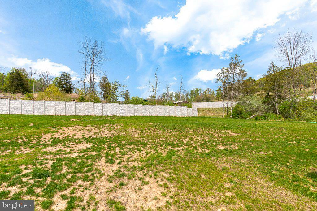 Property Photo: 17 Ladderback Lane PA 19606