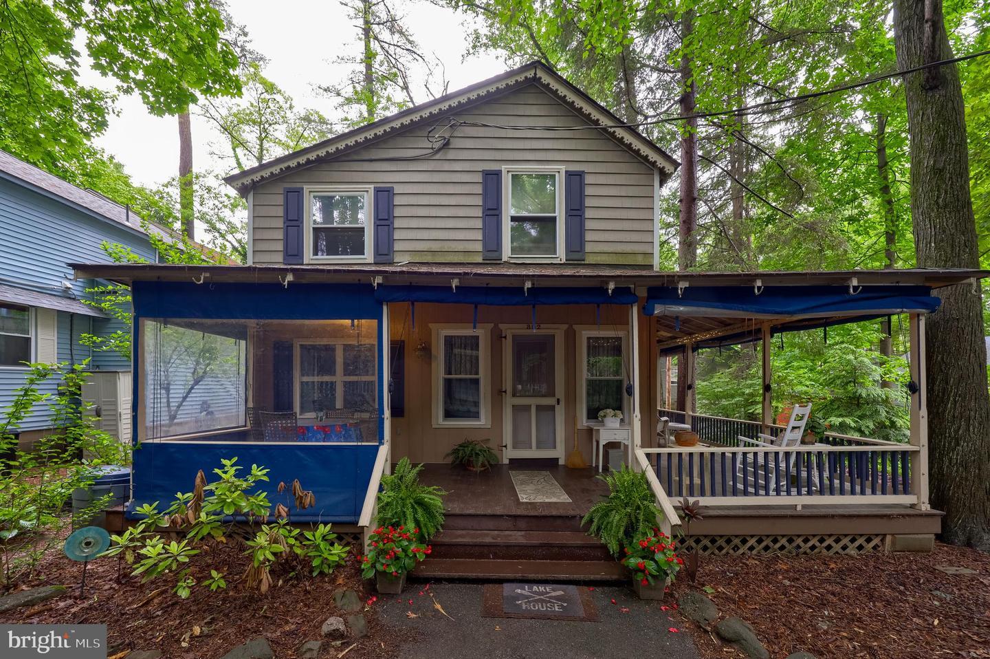 Property Photo: 302 6th Street PA 17064