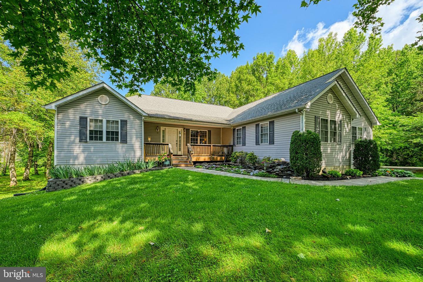 Property Photo: 2406 Valentine Drive VA 23024
