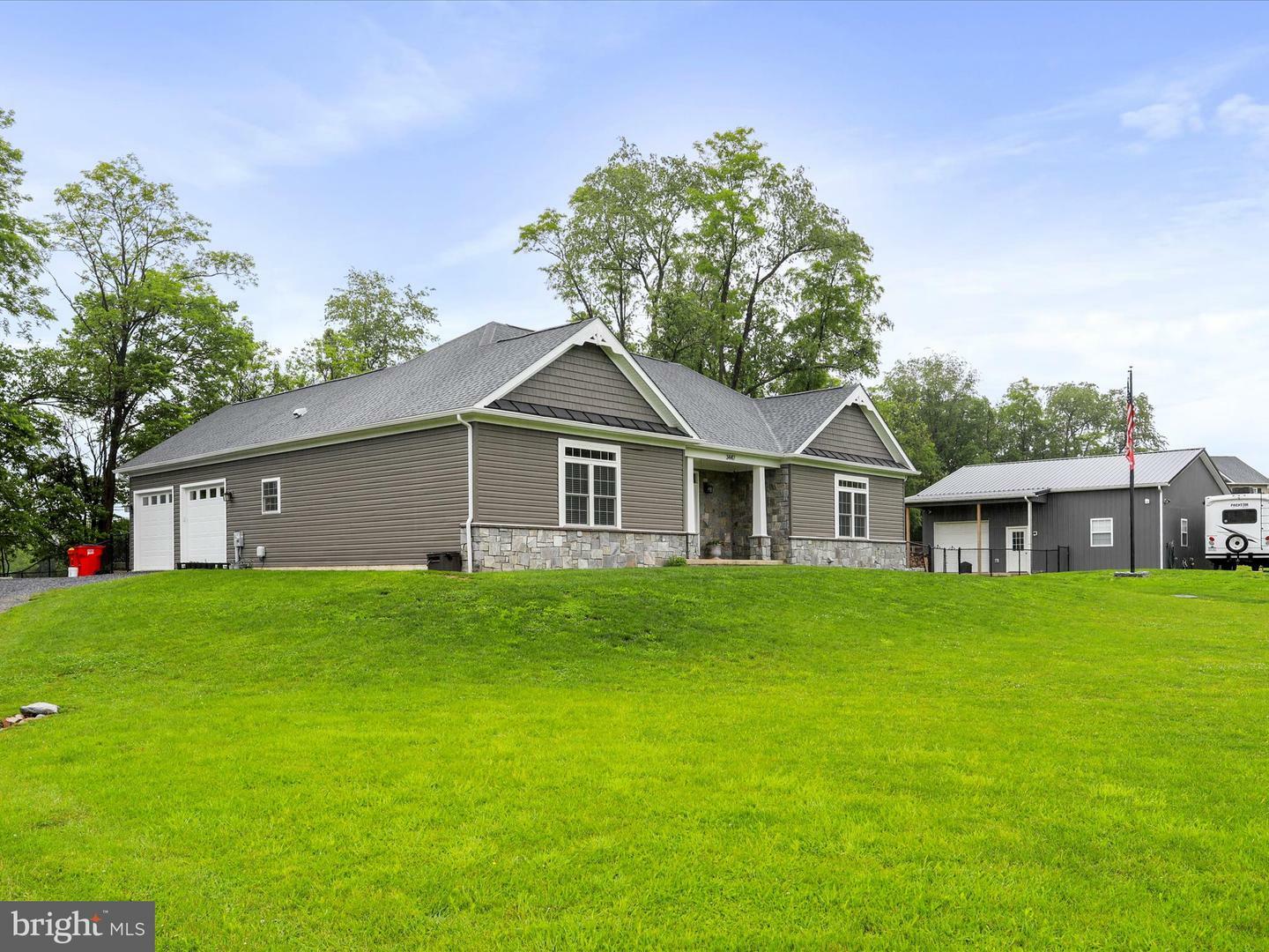 Property Photo: 3447 Old Leetown Pike WV 25438