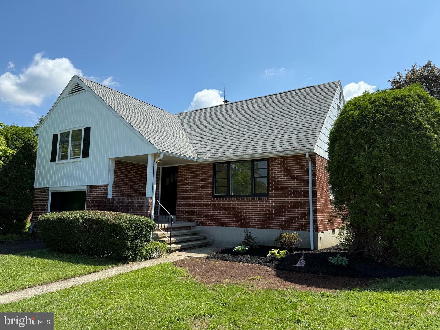 Property Photo: 1931 N 14th Street PA 19604