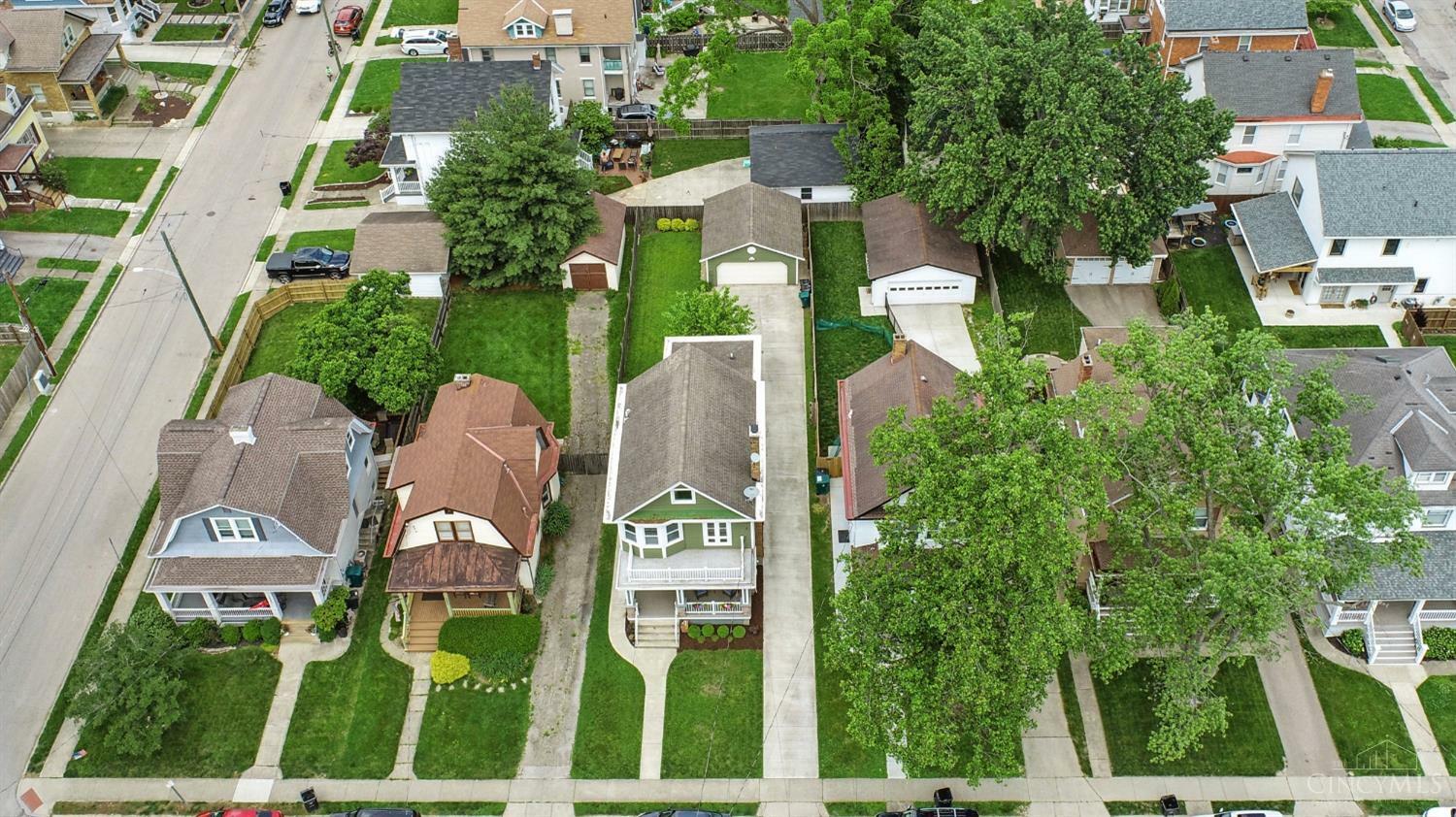 Property Photo:  2908 Minot Avenue  OH 45209 