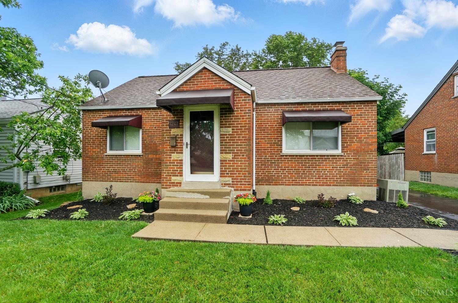 Property Photo: 7247 Iuka Avenue OH 45243