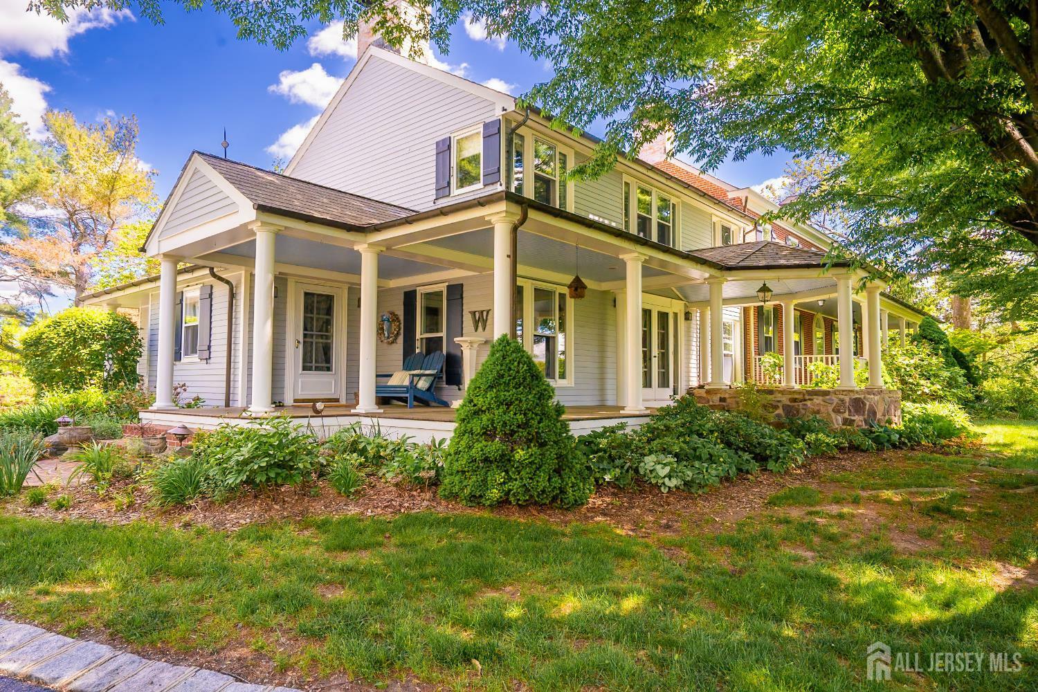 Property Photo: 7 Finch Court NJ 08550