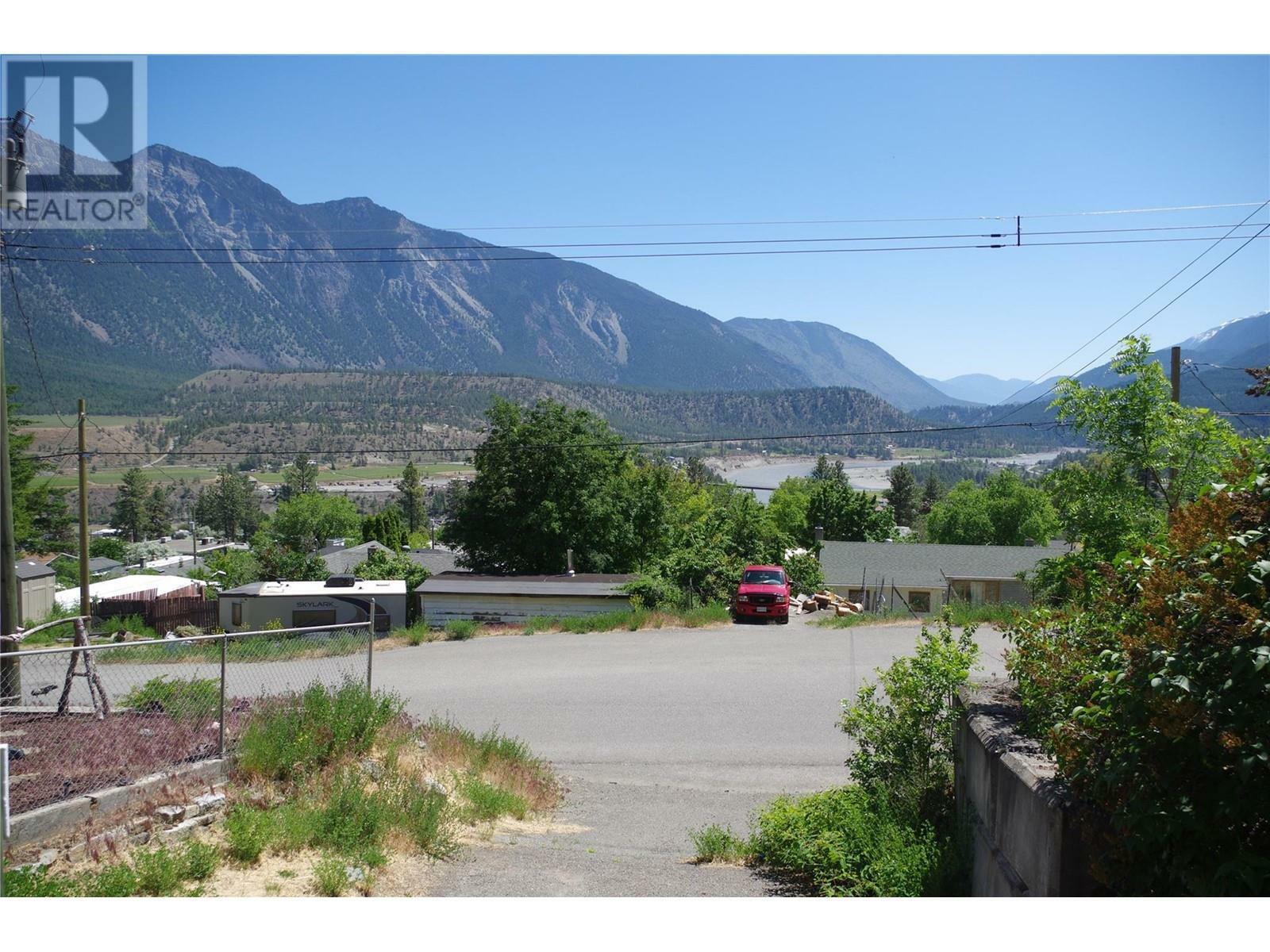 Property Photo:  665 Victoria Street  BC V0K 1V0 