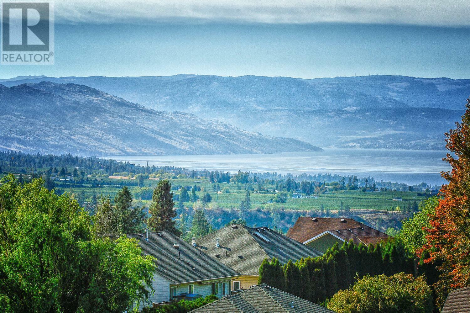 Property Photo: 1681 Large Avenue BC V1P 1M9