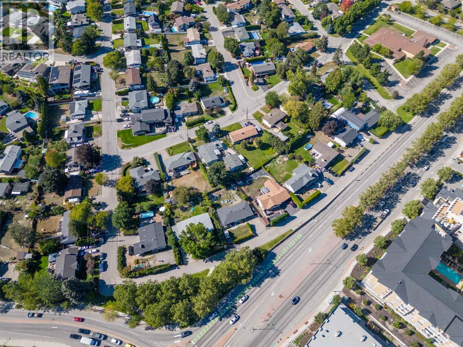 Property Photo: 723 Glenburn Street BC V1Y 4G4
