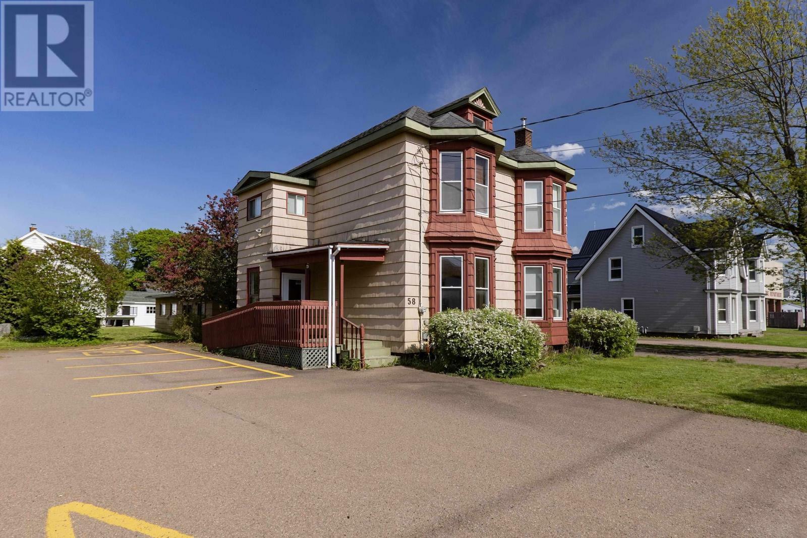 58 Albion Street  Amherst NS B4H 2W1 photo