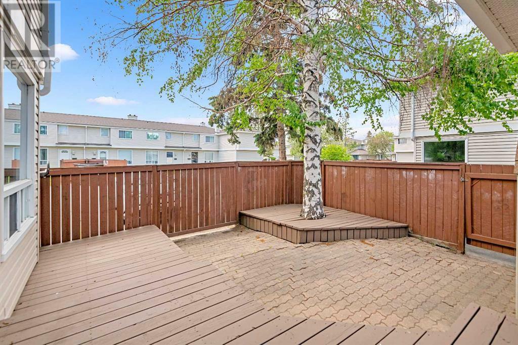 Property Photo:  1155 Falconridge Drive Northeast  AB T3J 1E1 