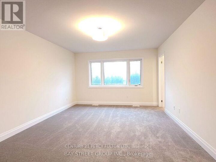 Property Photo:  2805 Albatross Way Bedroom  ON L1X 0P6 