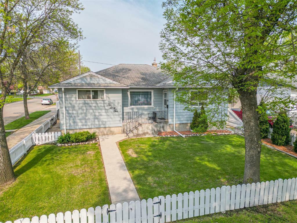 Property Photo: 1062 3rd Street MB R7A 3E5