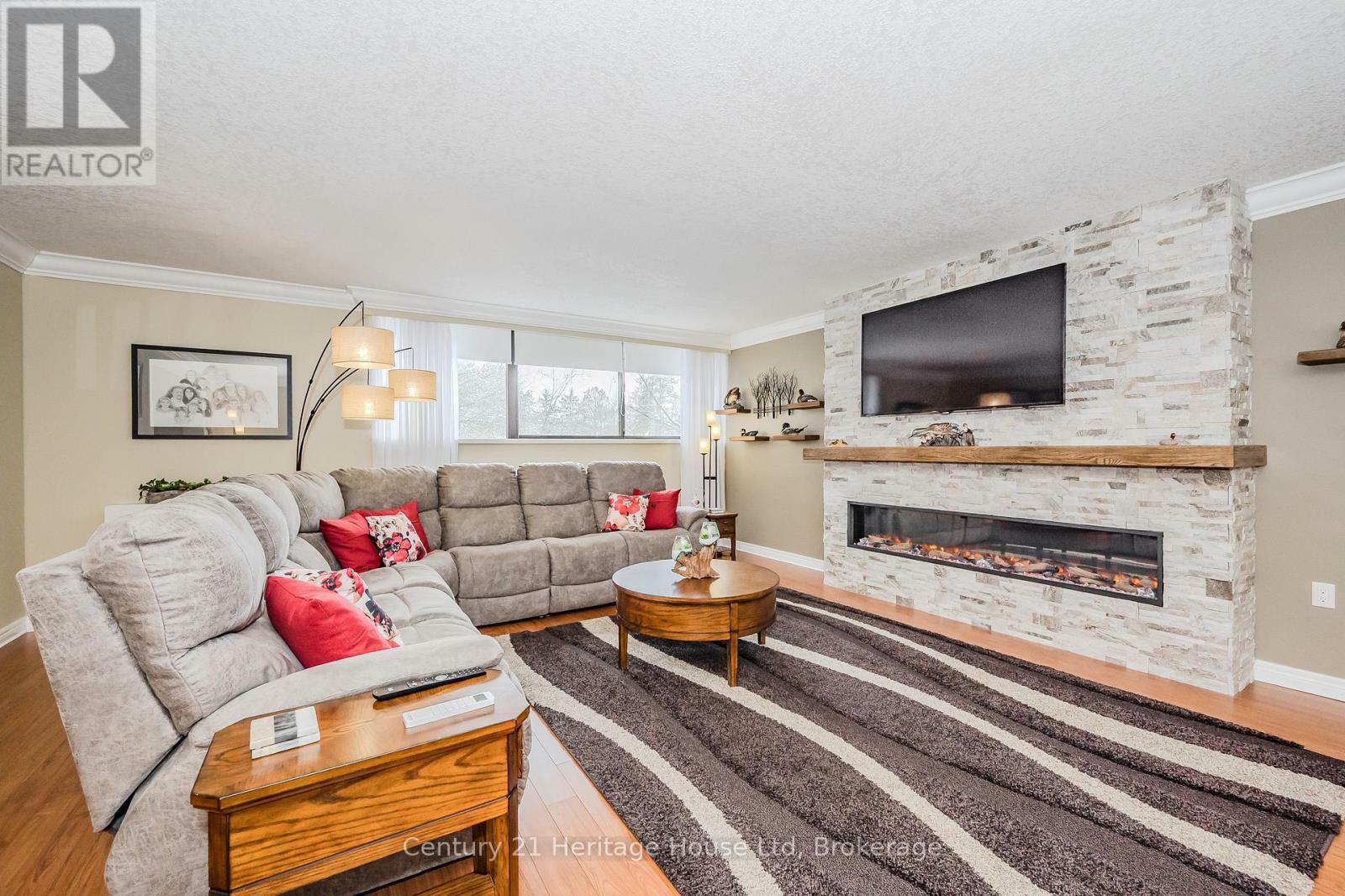 Property Photo: 93 Westwood Road 306 ON N1H 7J6