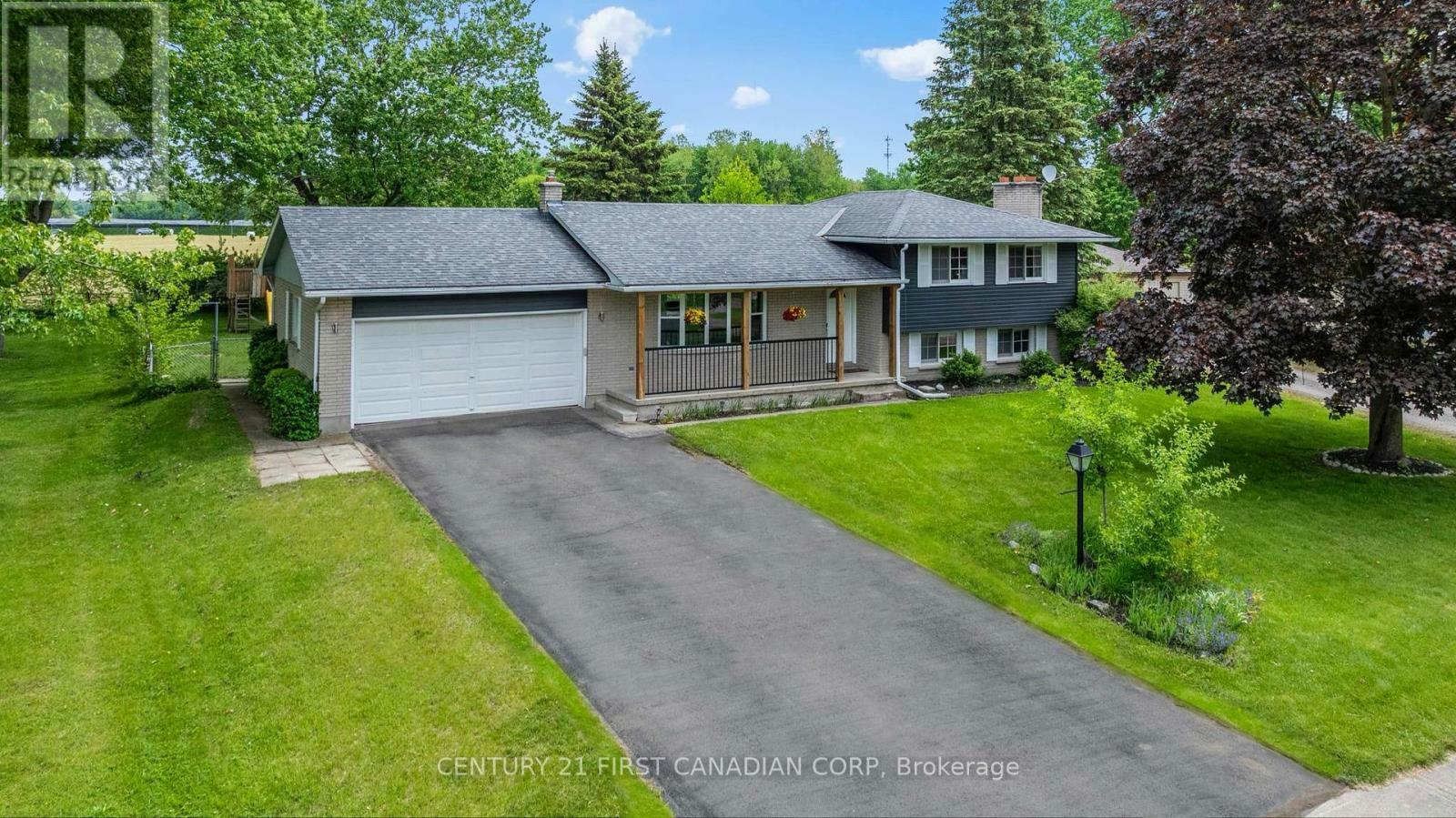 Property Photo: 741 Glover Crescent ON N0L 1W0