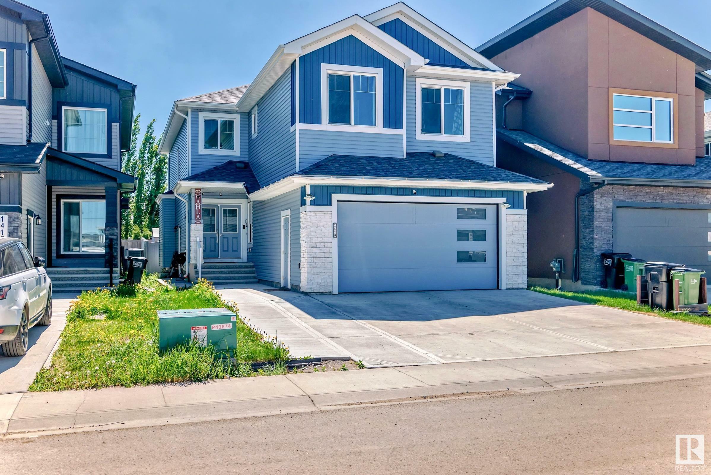 Photo de la propriété: 1419 150 Avenue NW AB T5Y 3R5