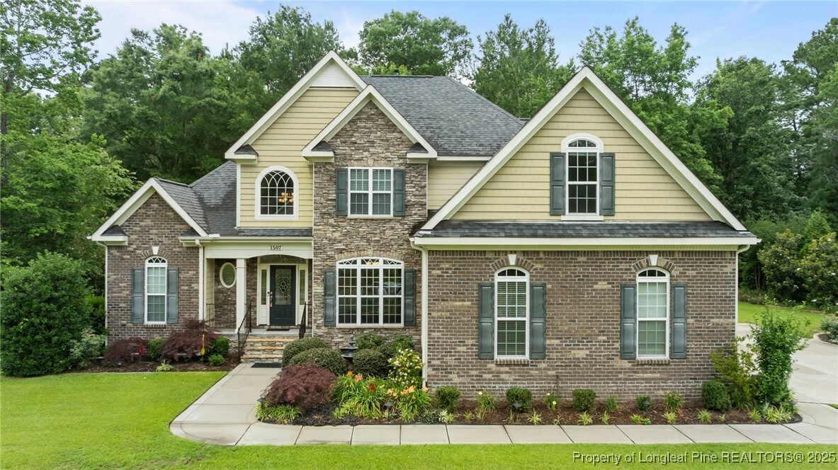 Property Photo: 1507 Heatherly Court NC 28312