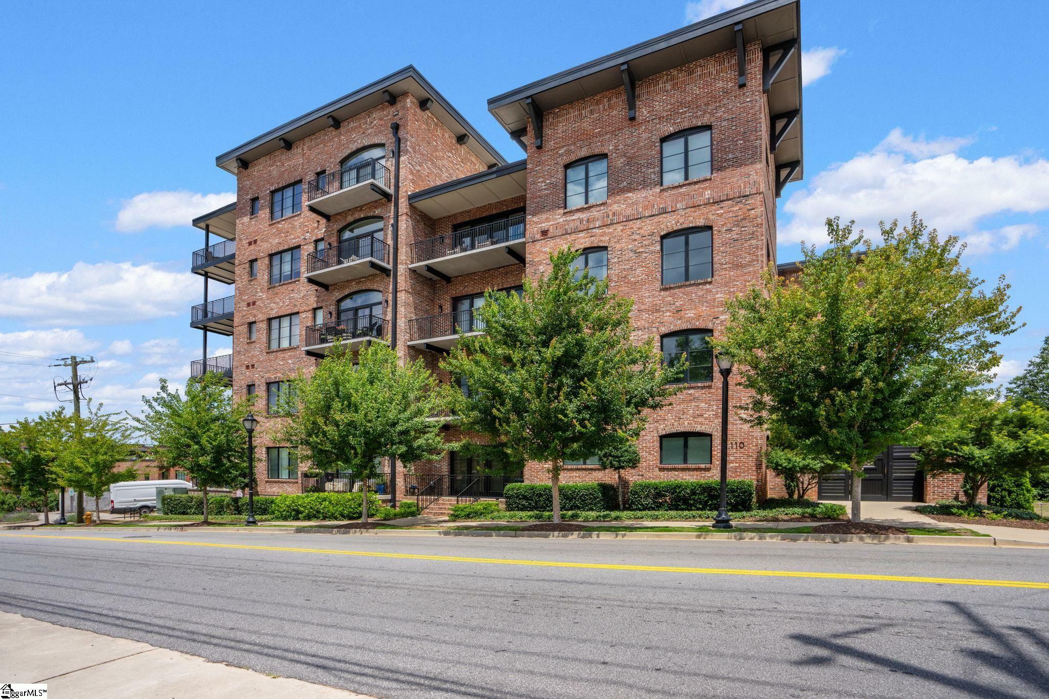 Property Photo: 110 N Markley Street Unit 506 SC 29601