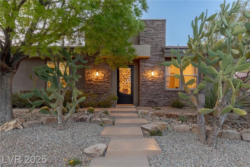 Property Photo:  48 Panorama Crest Avenue  NV 89135