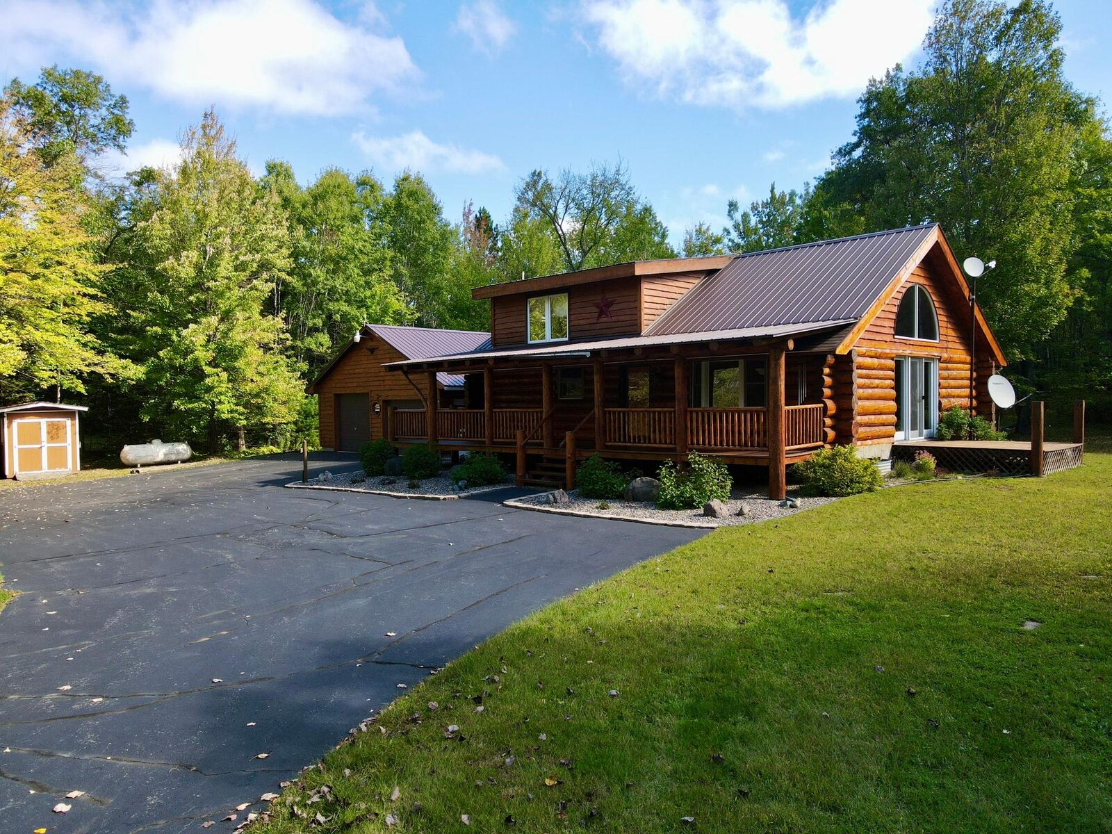 Property Photo:  W7522 Hillside Rd  WI 54487 