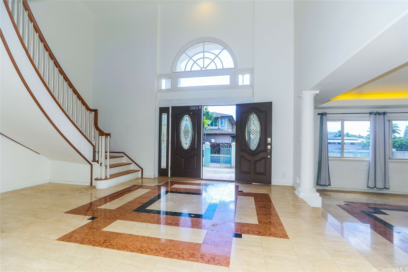 Property Photo: 736 Ulili Street HI 96816
