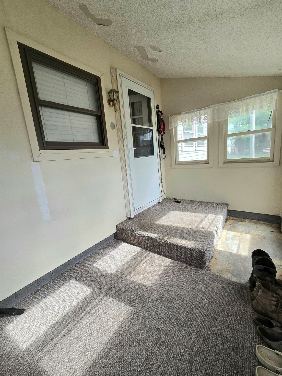 Property Photo: 1011 S 9th Street IA 52577