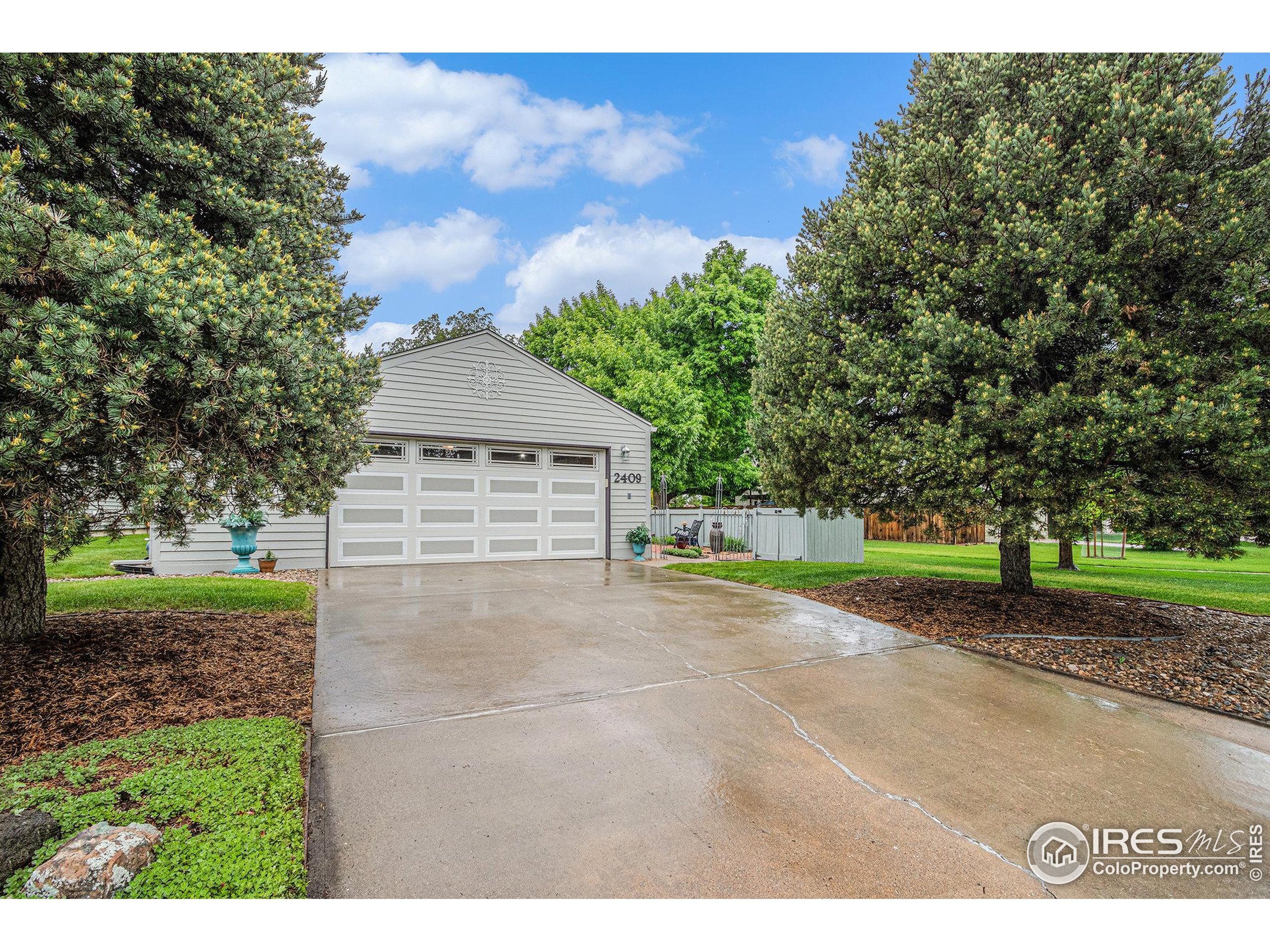 Property Photo: 2409 Flora Dr CO 80537