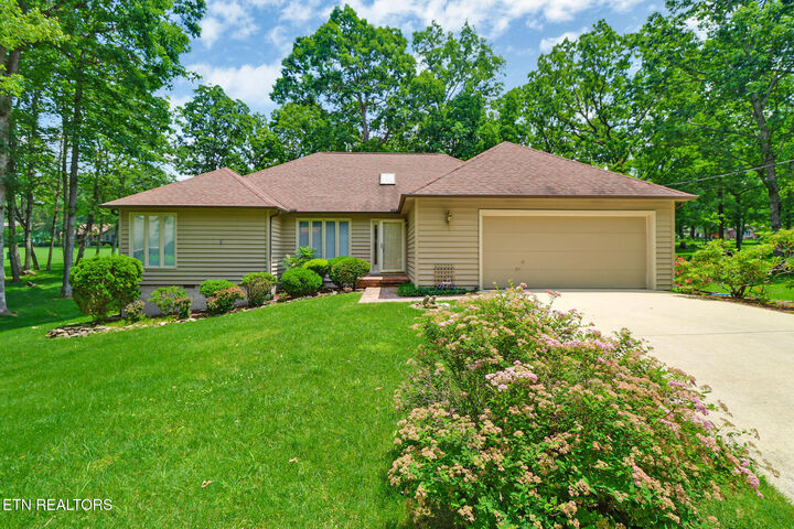 131 Snead Drive  Crossville TN 38558 photo