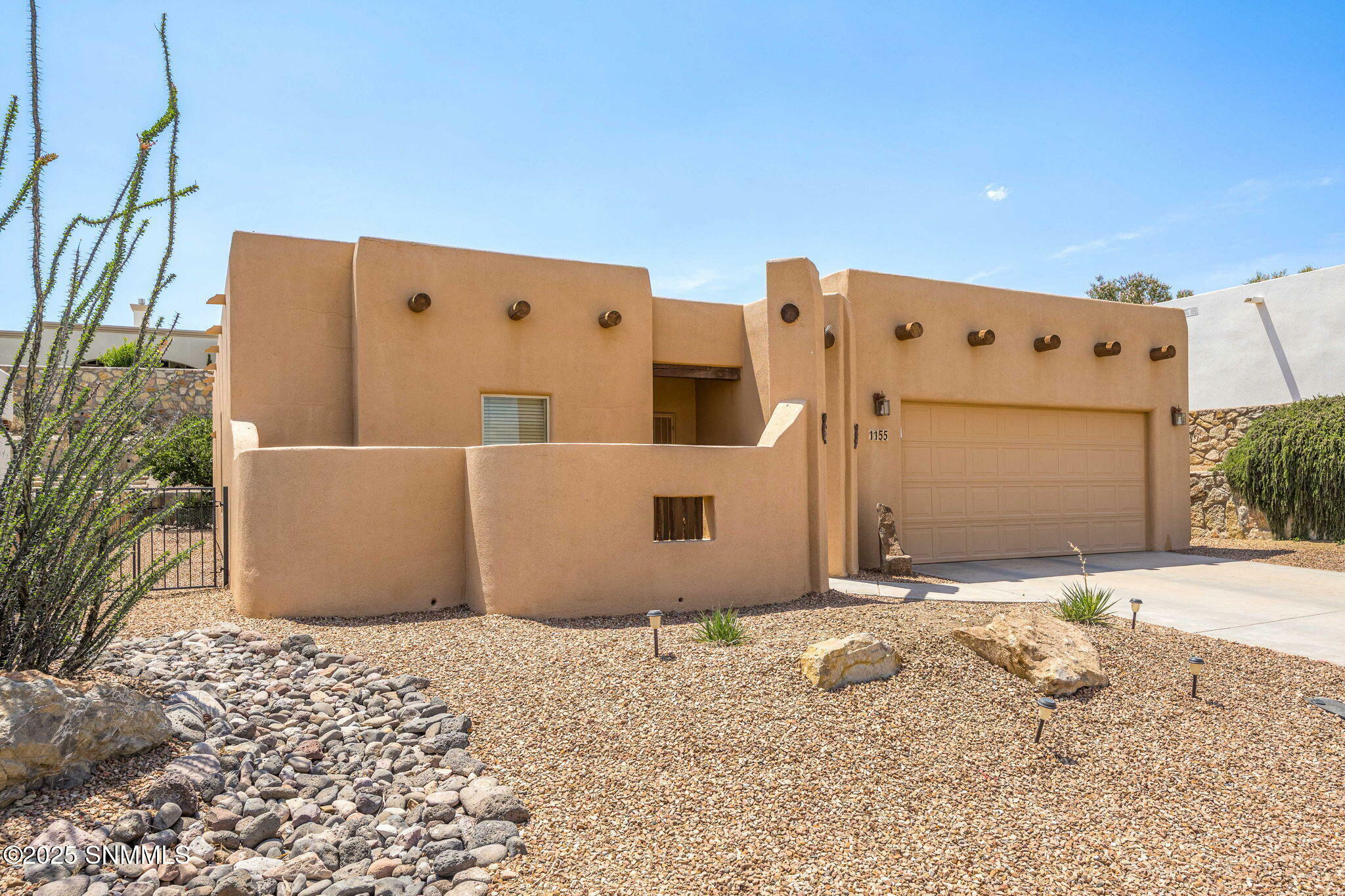 Property Photo: 1155 Castile Court NM 88007
