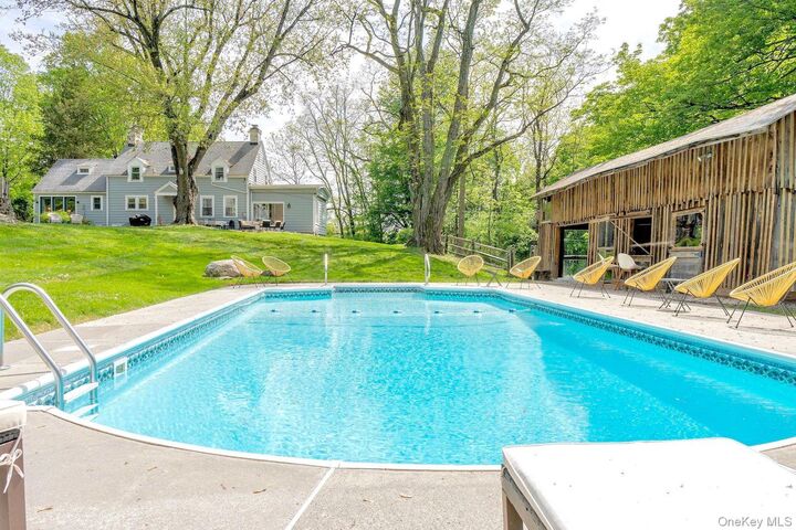 Property Photo:  893 Laroe Road  NY 10950 