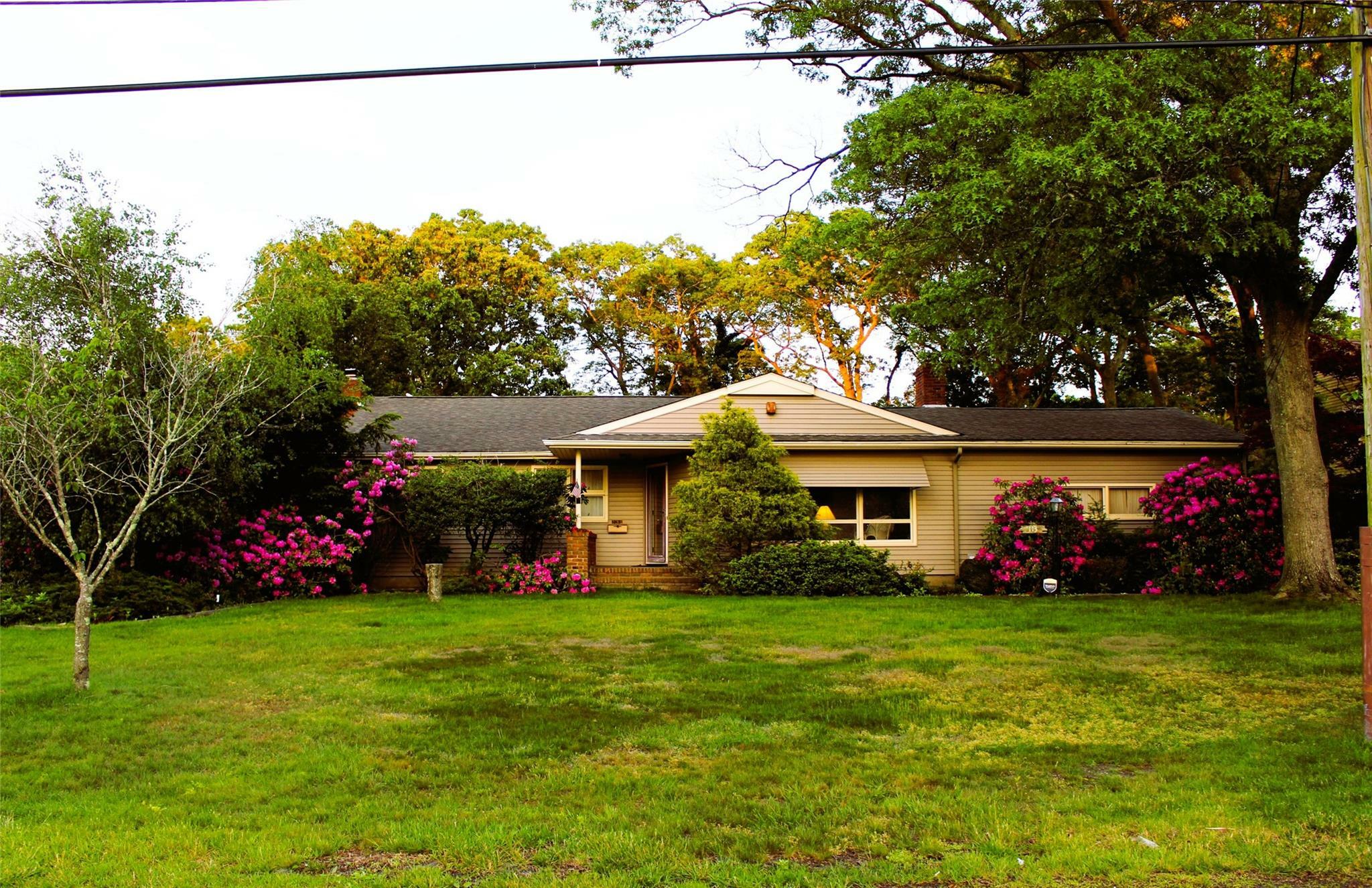 Property Photo: 113 Pine Neck Avenue NY 11772